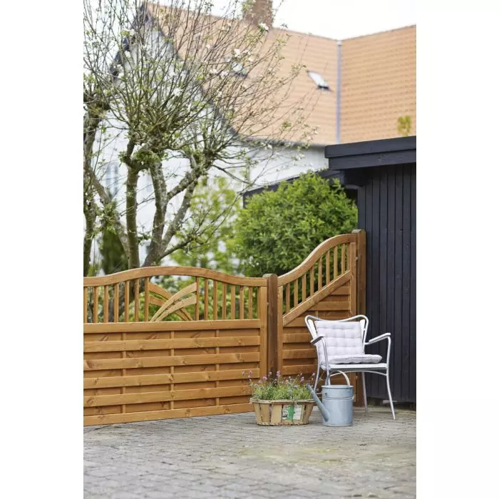 Wooden fence post - pressure treated wood - 7x7x148cm