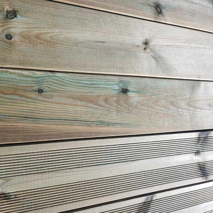 Lame terrasse bois type C, 2 vues : face lisse et face rainurée