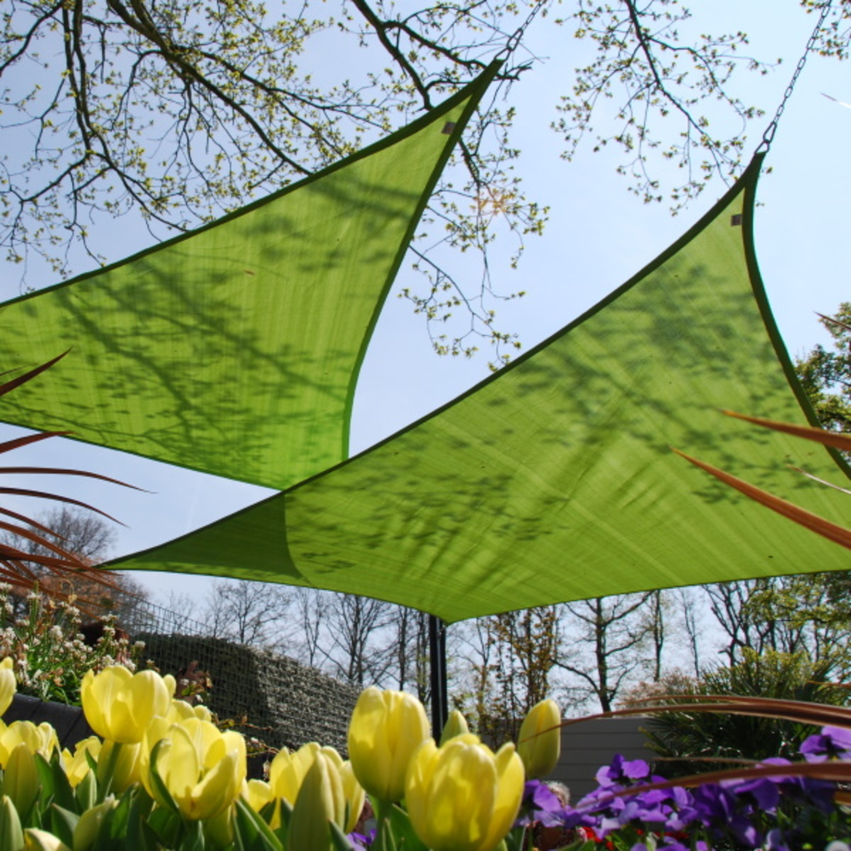 Nesling shade sail square and traingular lime green