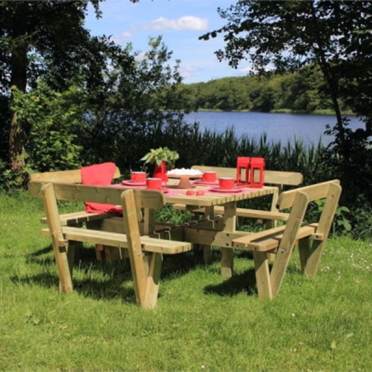 Table de pique-nique en bois avec dossier